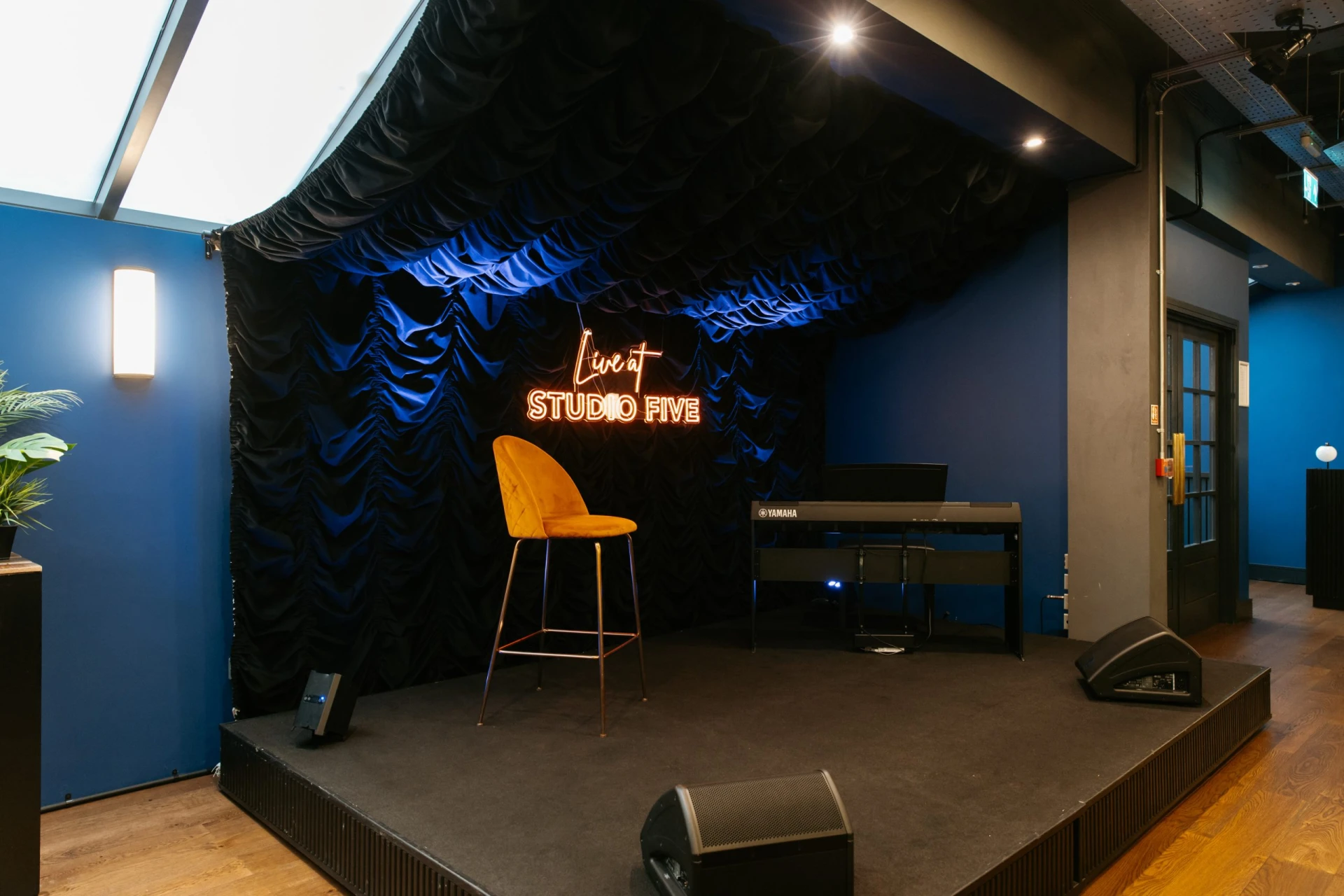 From concerts to dining: A guide to planning a date in Wembley