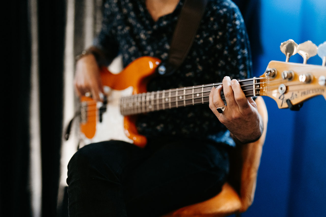 Live-Music-StudioFive-Wembley Table booth at Studio Five restaurant